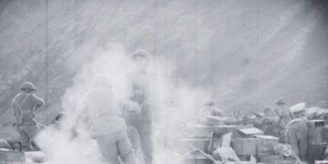 The trailer of 120 Bahadur delivers a powerful, emotional retelling of the real Battle of Rezang La. Directed by Razneesh “Razy” Ghai and featuring Farhan Akhtar, the film releases on 21 November 2025. Read the full trailer review, storyline insights, cast details, and historical context.