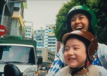 Netflix Streaming From: 28 November 2025 A dark psychological drama exploring identity, trauma, and unique artistic talent. Ideal for slow-burn thriller lovers.