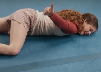 Stumble (2025) TV show on NBC is a darkly funny dramedy starring Jenn Lyon and Taran Killam about redemption, chaos, and the art of failure. Read full cast, trailer, and review.